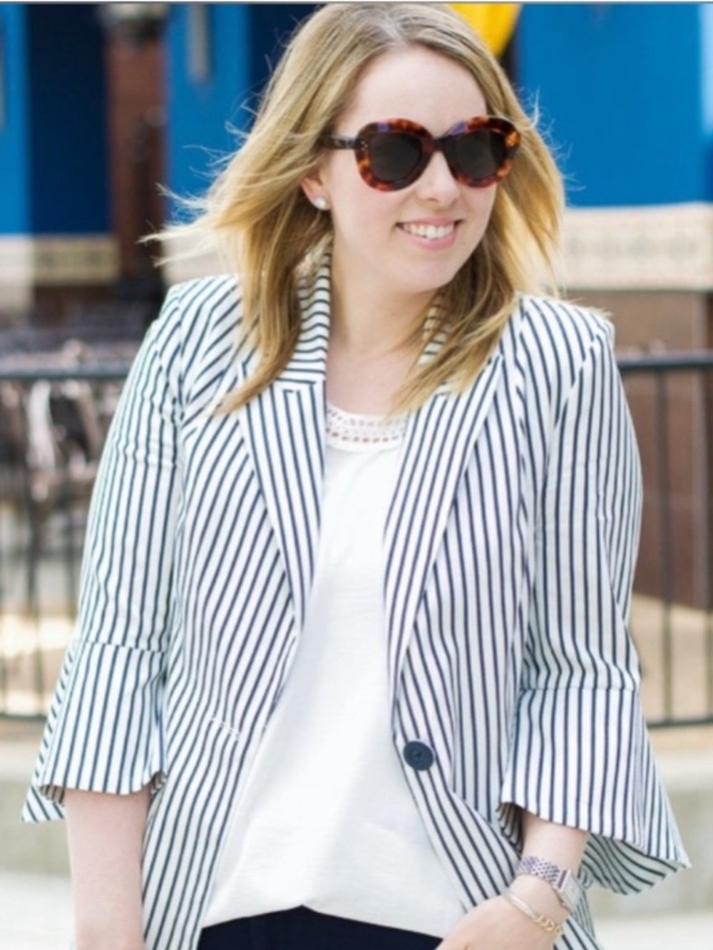 CAbi 5295 Blue & White Striped Bell Sleeve Blazer Jacket, Size 6, One button